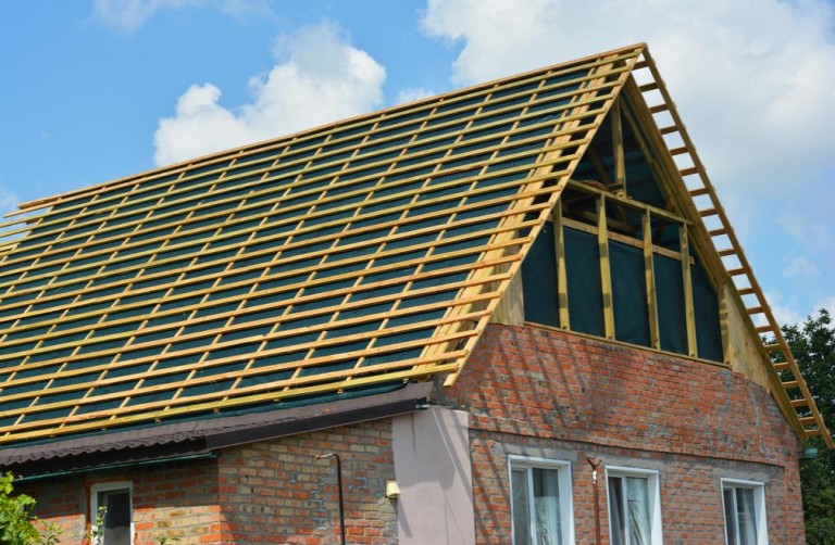 Rénovation de toiture à Saint-Brieuc : les clés d'un projet réussi